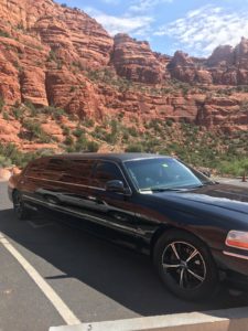 Flagstaff Limo - exterior black stretch front